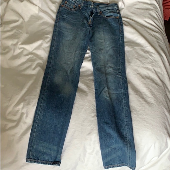 Levi’s 501 Jean - Picture 2 of 4